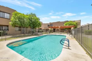 Photo #2: 7024819 Listing