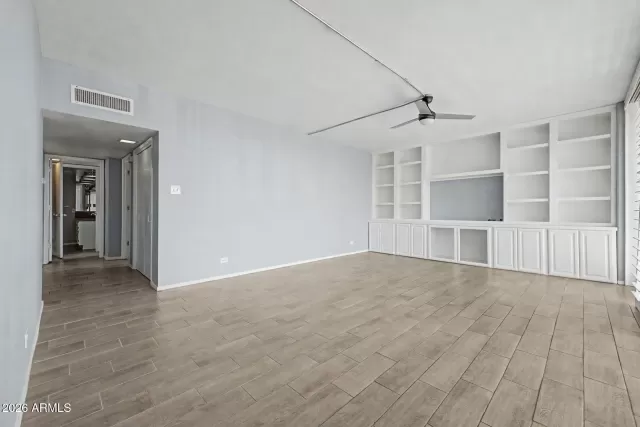 MLS: 7025073 Condo For Sale