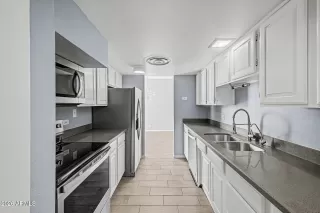 Photo #6: 7025073 Listing 