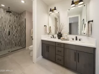 Photo #5: 7025203 Listing