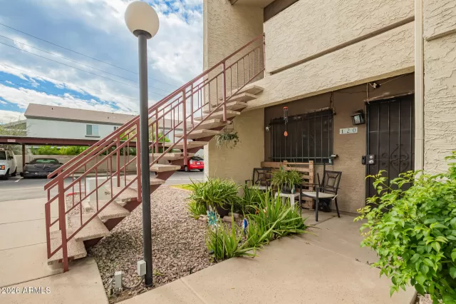 MLS: 7025335 Condo For Sale
