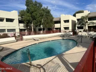 Photo #6: 7025335 Listing