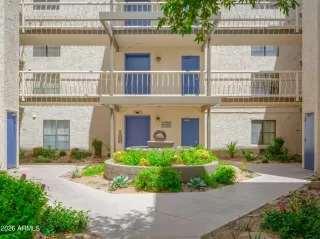 Photo #2: 7025492 Listing