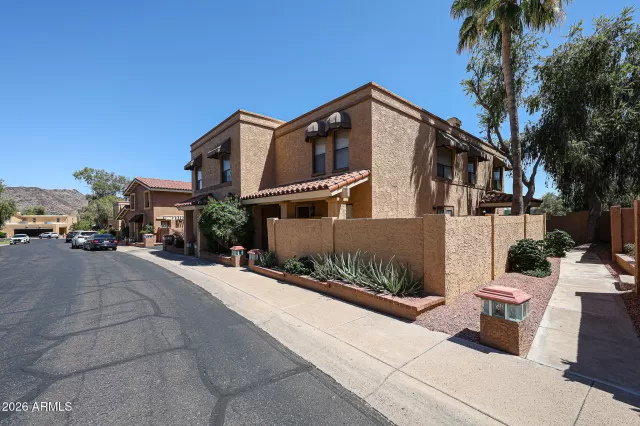 MLS: 7025596 Condo For Sale