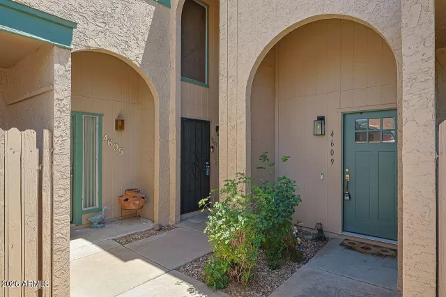 MLS: 7025757 Condo For Sale