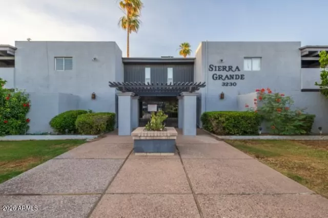 MLS: 7025778 Condo For Sale