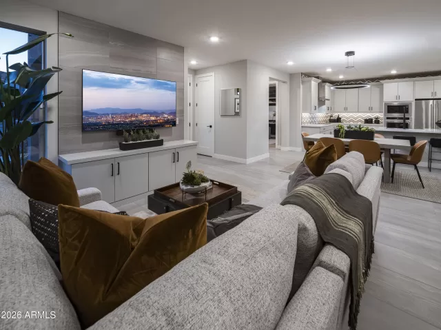 MLS: 7025781 Condo For Sale