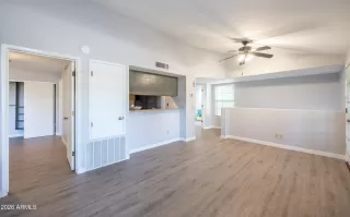 Photo #4: 7025939 Listing 