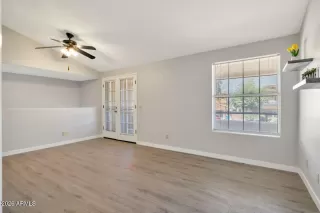 Photo #5: 7025939 Listing 