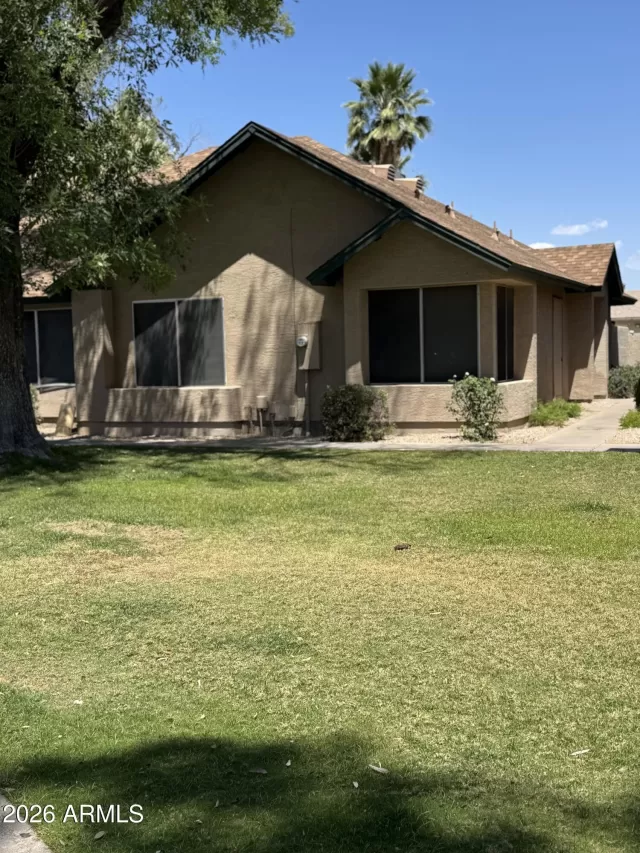 MLS: 7026116 Condo For Sale