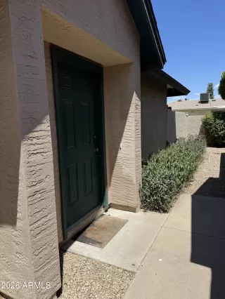 Photo #4: 7026116 Listing
