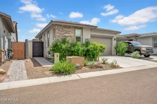 Photo #1: 7026184 Listing