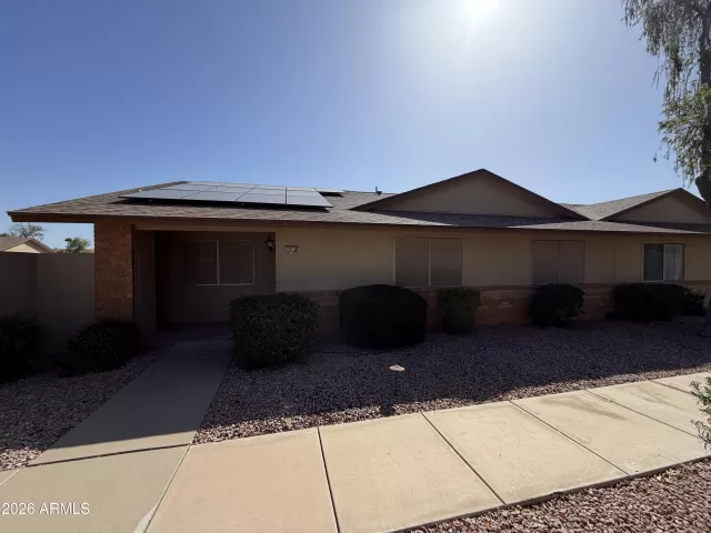 MLS: 7026235 Condo For Sale