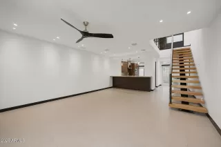 Photo #4: 7026514 Listing