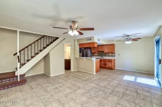 Photo #5: 7026678 Listing 