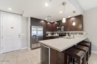 Photo #1: 7026701 Listing 