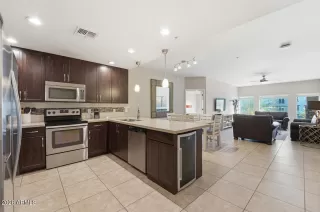Photo #2: 7026701 Listing 