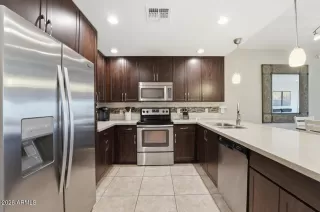 Photo #3: 7026701 Listing 