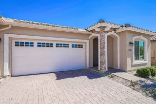 Photo #1: 7026713 Listing 