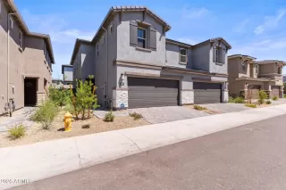 Photo #1: 7026756 Listing 