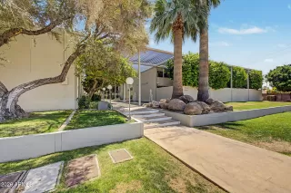 Photo #5: 7026918 Listing 