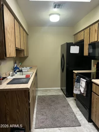 Photo #5: 7027118 Listing 