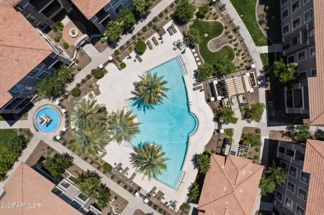 MLS: 7027299 Condo For Sale