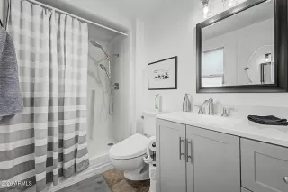 Photo #3: 7027443 Listing