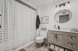 Photo #4: 7027443 Listing