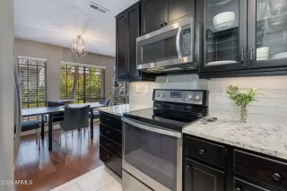 Photo #6: 7027570 Listing
