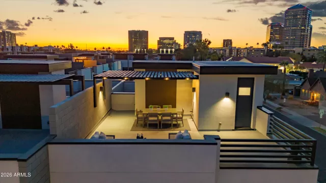 MLS: 7027618 Condo For Sale