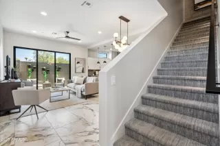 Photo #3: 7027618 Listing