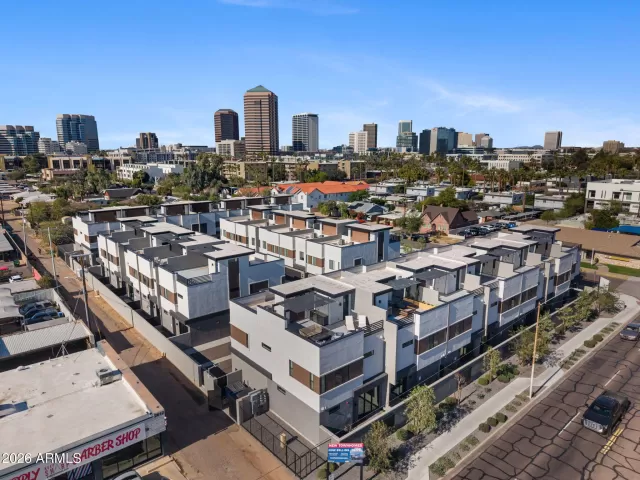 MLS: 7027625 Condo For Sale