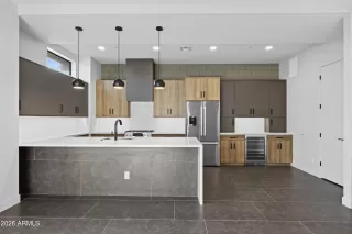 Photo #3: 7027625 Listing 
