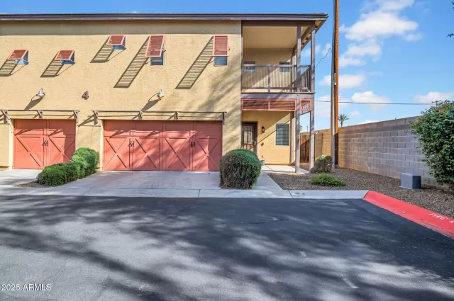 MLS: 7027664 Condo For Sale