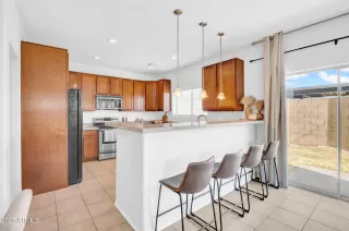 Photo #3: 7027664 Listing