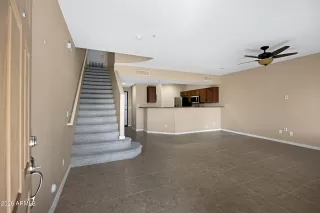 Photo #4: 7027749 Listing