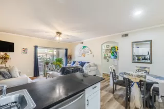 Photo #4: 7027750 Listing 