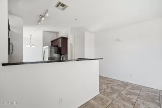 Photo #6: 7027847 Listing 