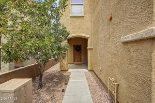 Photo #1: 7027990 Listing 