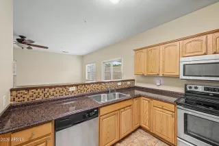 Photo #5: 7027990 Listing 