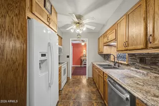 Photo #3: 7028156 Listing