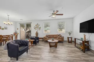 Photo #6: 7028233 Listing 