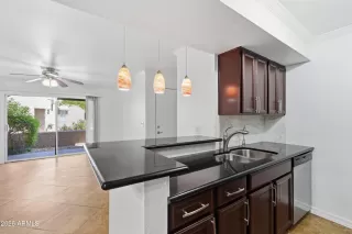 Photo #2: 7028387 Listing 