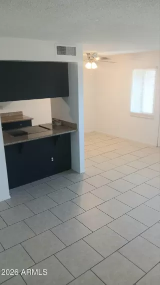 Photo #2: 7028399 Listing 