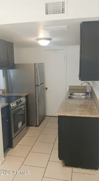 Photo #3: 7028399 Listing 