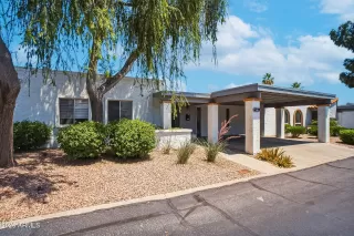 Photo #4: 7028435 Listing