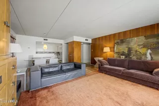 Photo #4: 7028436 Listing