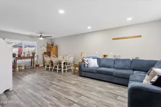 Photo #4: 7028470 Listing 