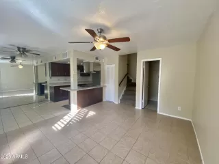 Photo #4: 7028616 Listing